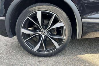 Volkswagen Tiguan 2.0 TDI R-Line 5dr DSG