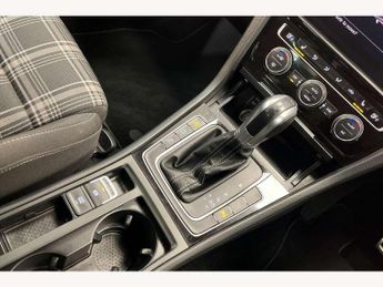 Volkswagen Golf 2.0 TDI 184 GTD 5dr DSG