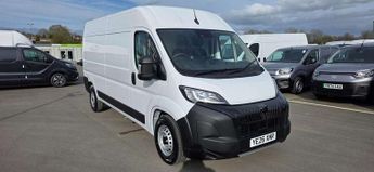 Peugeot Boxer 2.2 BlueHDi 140 H2 Van Professional Auto