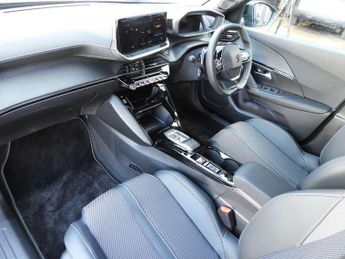 Peugeot 2008 1.2 Hybrid 145 GT 5dr e-DSC6