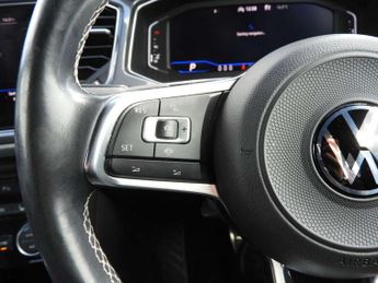 Volkswagen T-Roc 1.5 TSI EVO R-Line 5dr DSG