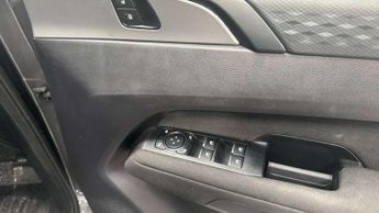 Volkswagen Amarok D/Cab Pick Up Life 2.0 TDI 205 4MOTION Auto