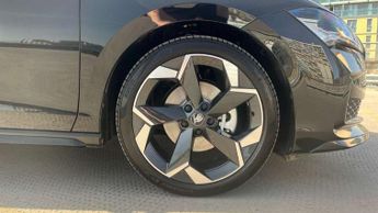 Skoda Superb 1.5 TSI e-TEC Sportline 5dr DSG