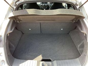 Nissan Juke 1.0 DiG-T N-Connecta 5dr DCT