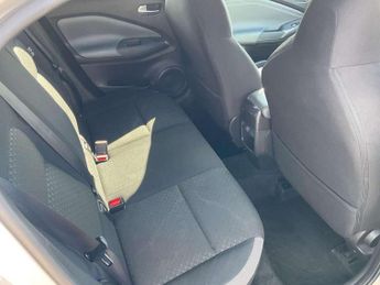 Nissan Juke 1.0 DiG-T N-Connecta 5dr DCT