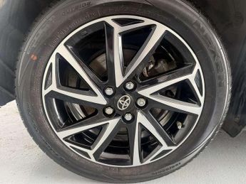 Toyota Yaris 1.5 Hybrid Design 5dr CVT
