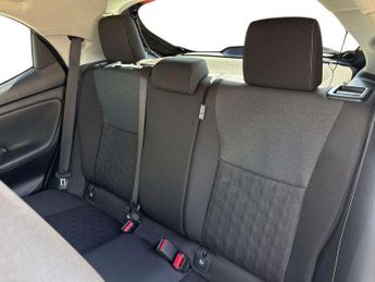 Toyota Yaris 1.5 Hybrid Design 5dr CVT