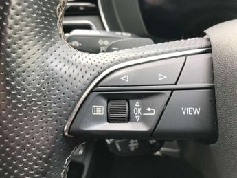 Audi A4 Avant 35 TDI Black Edition 5dr S Tronic