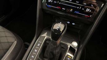 Volkswagen Tiguan 2.0 TDI R-Line 5dr DSG