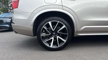 Volvo XC90 2.0 B5P Ultimate Dark 5dr AWD Geartronic