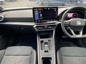 SEAT Leon 1.5 eTSI 150 FR Black Edition 5dr DSG [DAP]