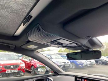 SEAT Leon 1.5 eTSI 150 FR Black Edition 5dr DSG [DAP]