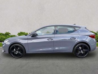 SEAT Leon 1.5 eTSI 150 FR Black Edition 5dr DSG [DAP]