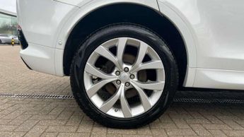Land Rover Discovery Sport 1.5 P300e R-Dynamic SE 5dr Auto [5 Seat]