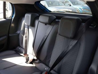 Peugeot 208 1.2 PureTech 100 Allure Premium + 5dr EAT8