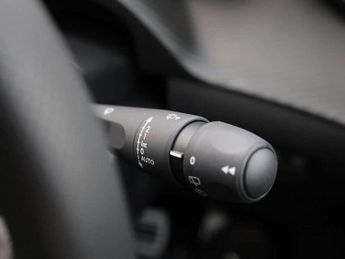Peugeot 208 1.2 Hybrid 110 GT 5dr e-DSC6