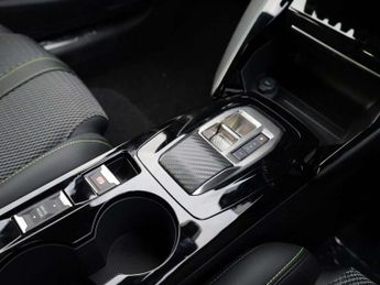 Peugeot 208 1.2 Hybrid 110 GT 5dr e-DSC6