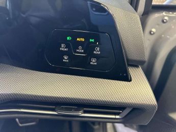 Volkswagen Golf 1.5 TSI 272 GTE eHybrid 5dr DSG