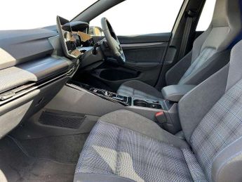 Volkswagen Golf 1.5 TSI 272 GTE eHybrid 5dr DSG