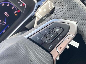 Volkswagen T-Roc 1.5 TSI R-Line 5dr DSG