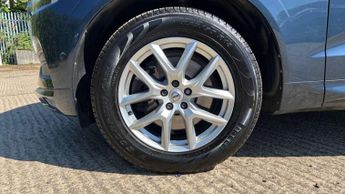 Volvo XC60 2.0 T5 [250] Momentum Pro 5dr AWD Geartronic