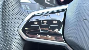 Volkswagen Arteon 2.0 TDI 200 4MOTION R-Line 5dr DSG
