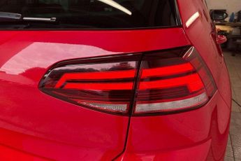 Volkswagen Golf 1.5 TSI EVO 150 R-Line 5dr DSG