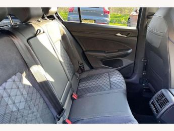 Volkswagen Golf 1.5 eTSI 150 Black Edition 5dr DSG