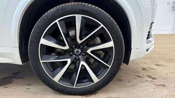 Volvo XC90 2.0 T8 [455] RC PHEV Ultimate Dark 5dr AWD Gtron