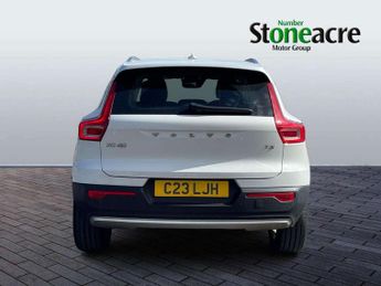 Volvo XC40 1.5 T3 [163] Momentum 5dr Geartronic