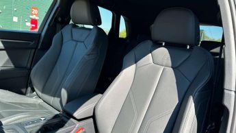 Audi Q3 35 TFSI Black Edition 5dr S Tronic [20" Alloy]