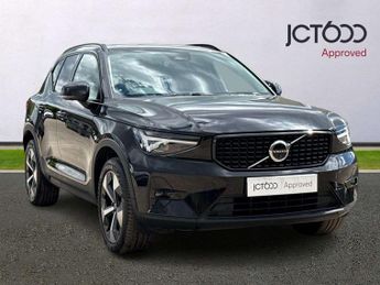 Volvo XC40 2.0 B4P Ultimate Dark 5dr Auto