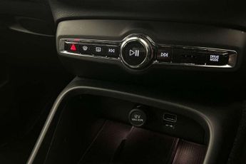 Volvo XC40 Recharge 1.5 T5 Recharge PHEV R DESIGN Pro 5dr Auto