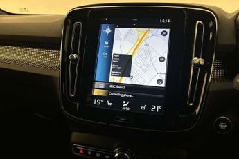 Volvo XC40 Recharge 1.5 T5 Recharge PHEV R DESIGN Pro 5dr Auto