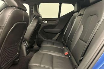 Volvo XC40 Recharge 1.5 T5 Recharge PHEV R DESIGN Pro 5dr Auto