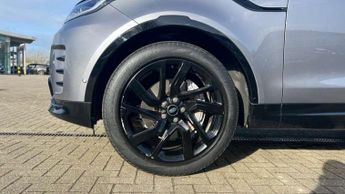 Land Rover Discovery 3.0 D300 R-Dynamic SE 5dr Auto