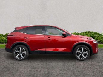 Nissan Qashqai 1.3 DiG-T MH 158 N-Connecta 5dr Xtronic