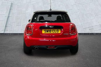 MINI Hatchback 1.5 Cooper 3dr Auto [Chili/Media Pack XL]