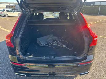Volvo XC60 2.0 T6 Recharge PHEV R DESIGN 5dr AWD Auto