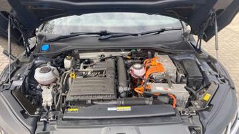 Volkswagen Arteon Shooting Brake 1.4 TSI eHybrid R-Line 5dr DSG