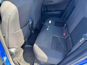 Toyota C-HR 1.8 Hybrid Design 5dr CVT