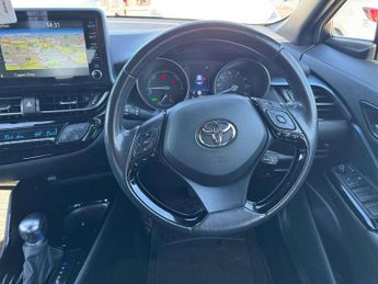 Toyota C-HR 1.8 Hybrid Design 5dr CVT