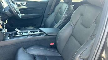 Volvo XC60 2.0 T8 455 PHEV Ultra Black Ed 5dr AWD Geartronic
