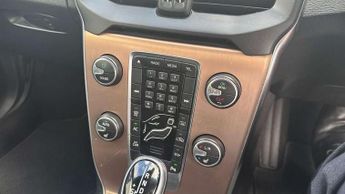 Volvo V40 Cross Country D3 [4 Cyl 150] Cross Country 5dr Geartronic