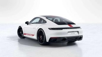 Porsche 911 GTS 2dr PDK