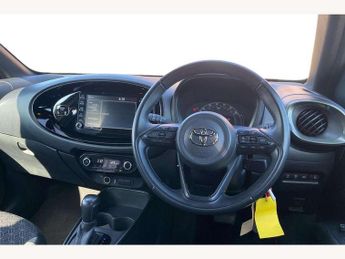 Toyota Aygo X 1.0 VVT-i Edge 5dr Auto