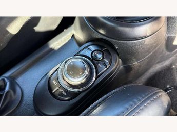 MINI Hatchback 5dr 1.5 Cooper Exclusive 5dr Auto