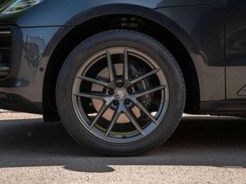 Porsche Macan T 5dr PDK