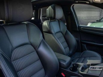 Porsche Macan T 5dr PDK