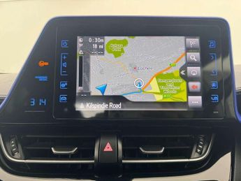 Toyota C-HR 1.8 Hybrid Dynamic 5dr CVT